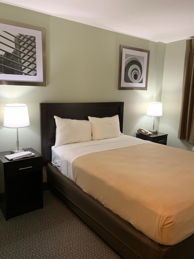 Quality Inn Queens New York Exteriör bild